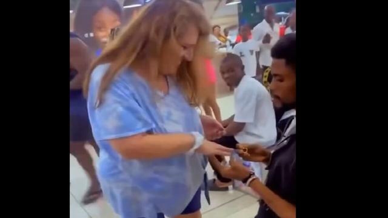 White "Sugar Mommies" are Marrying Nigerians at The Airport in Lagos