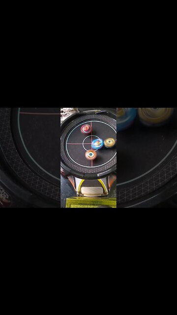 essa foi acirrada #batalhadebeyblade #beybladeburst #beyblade