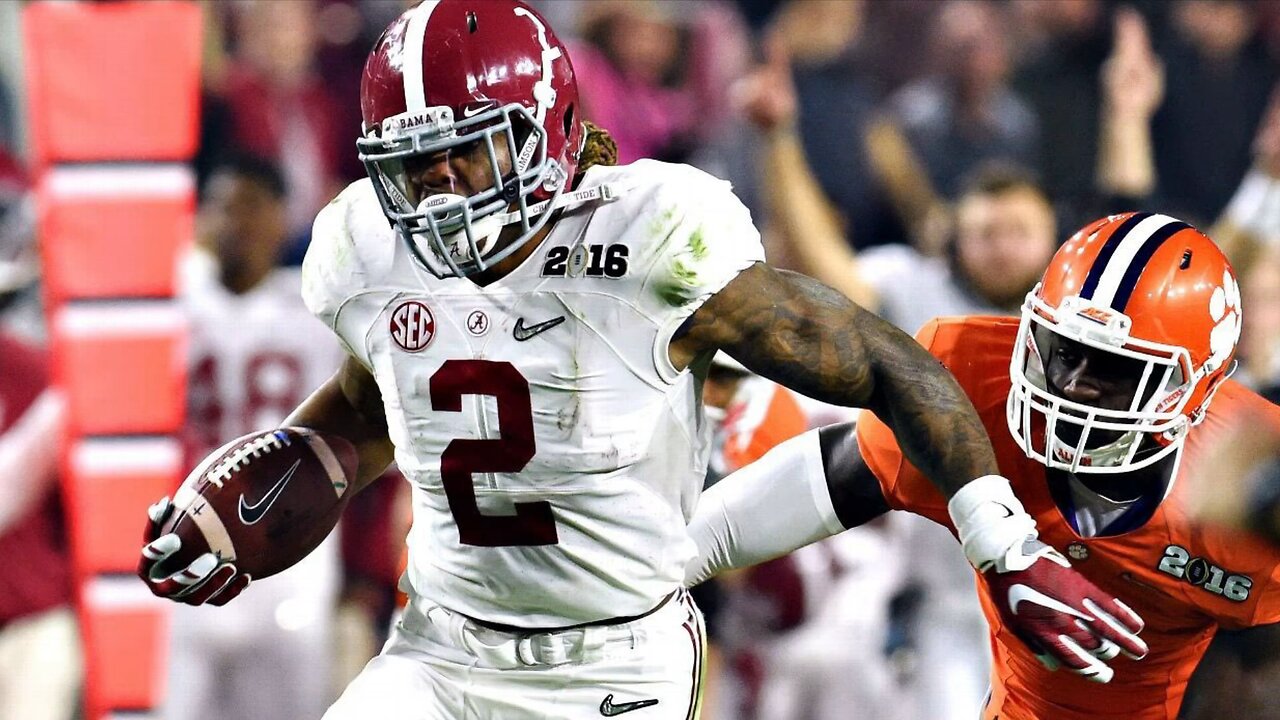 50 days until Alabama Football 🐘🔥 Derrick Henry with a 50-Yard Touchdown vs Clemson!