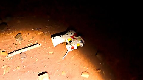 GAROTO ME ENTREGA BRINQUEDO NA LINHA DO TREM ONDE MORREU
