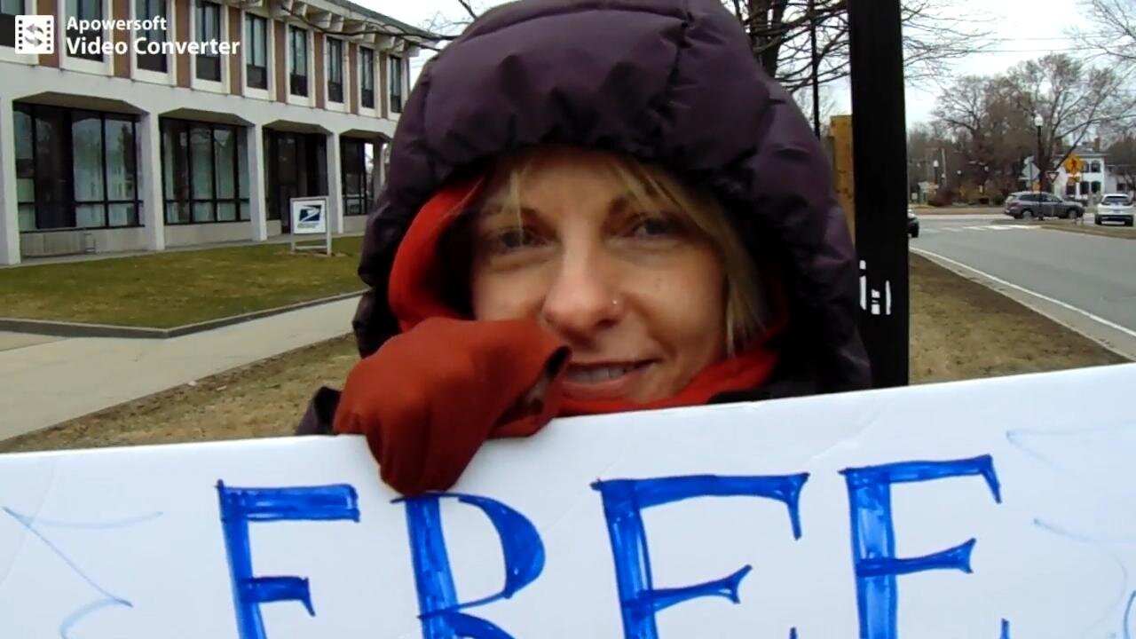 NH: Protest #2 against Fed Bitcoin raids (Keene USPS)