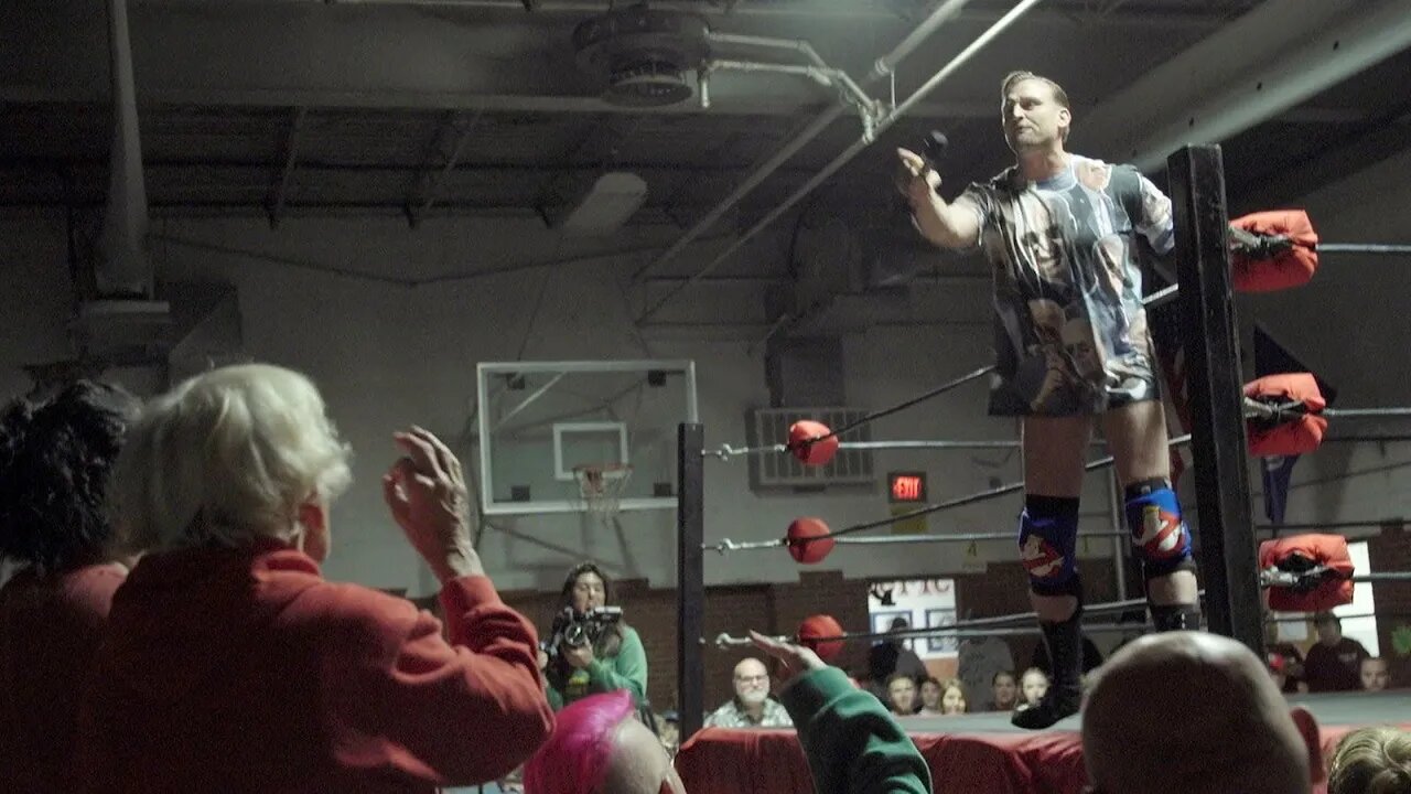Carolina Pro Wrestling: Roughouse Matthews w/Reginald Vanderhoff vs. Sgt. Solitude