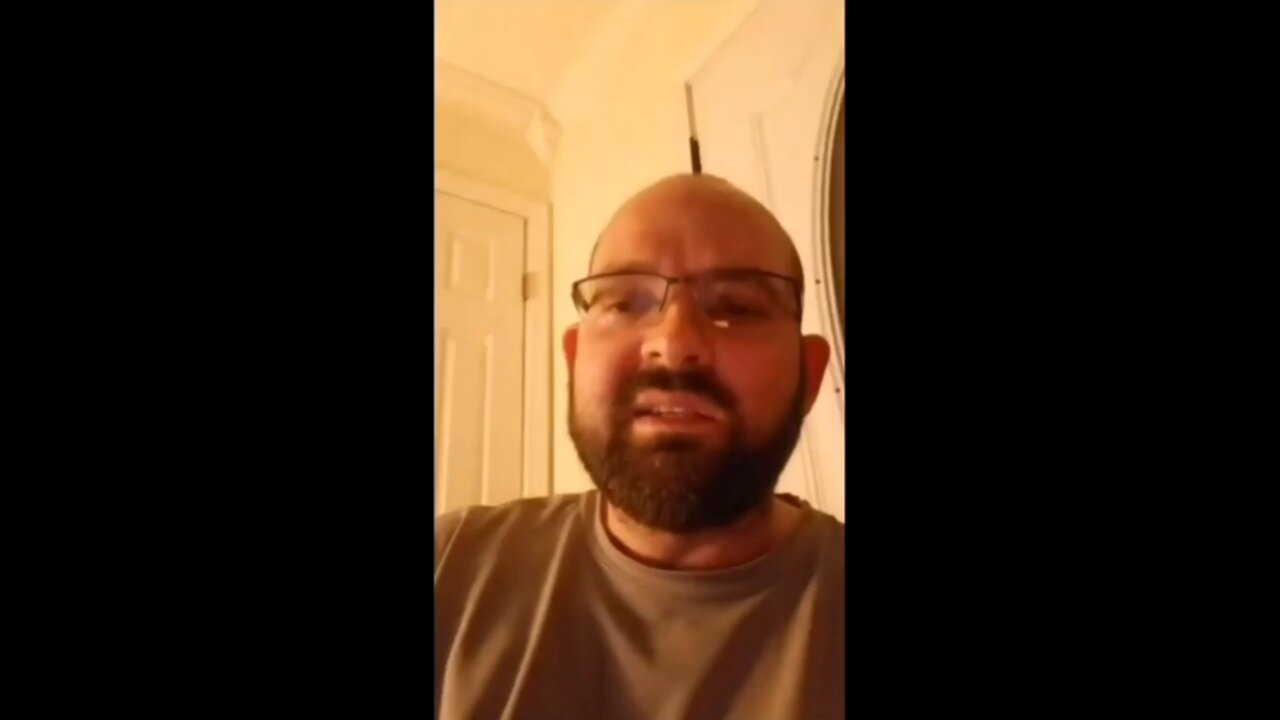 Eric Love of Sword of Truth Reads Gay Porn