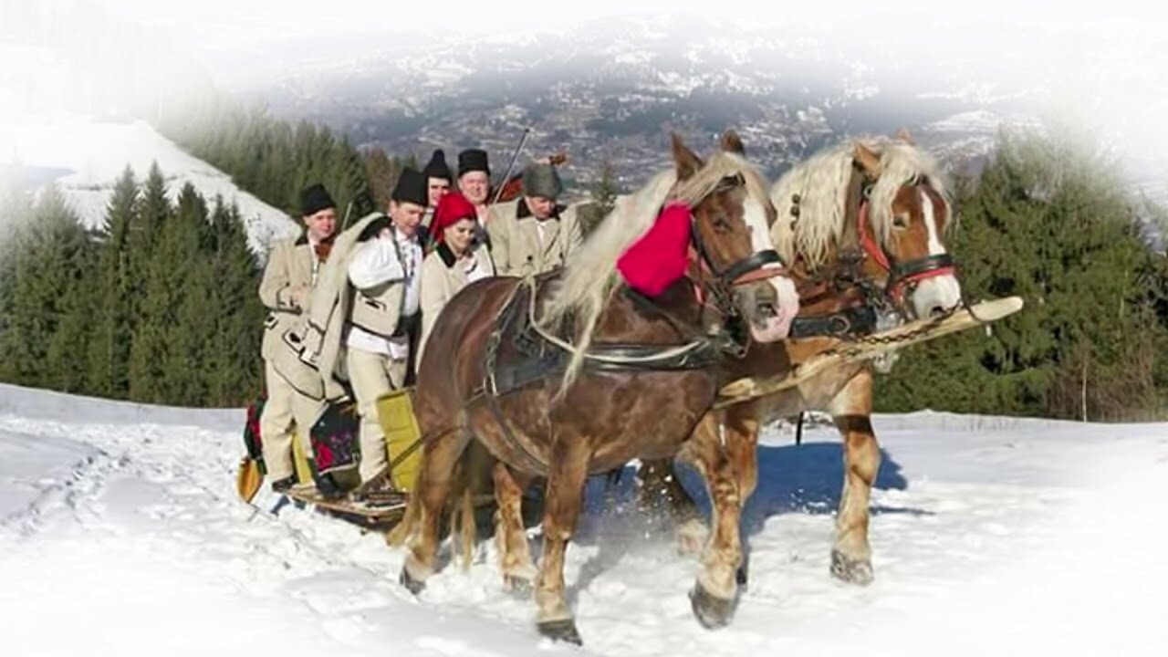 Colaj colinde pentru seara de Craciun - Noi umblam sa colindam