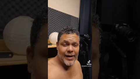 Já teve noite deu querer beber veneno
