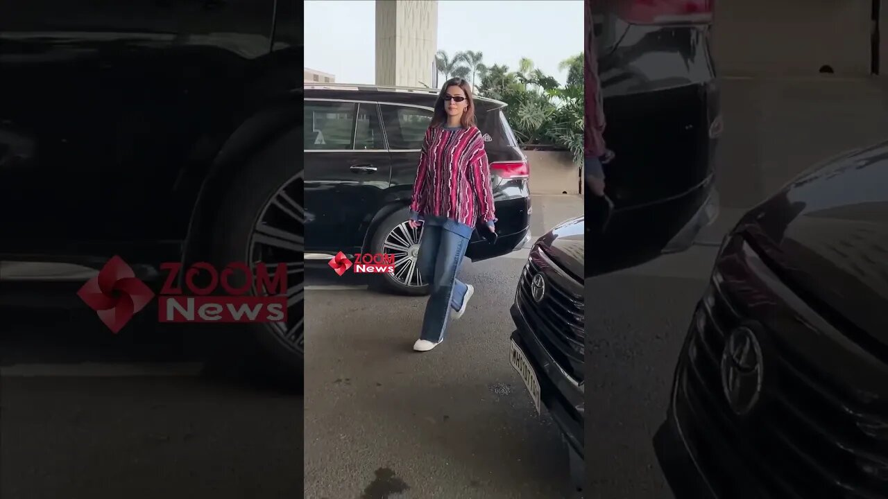 "Badhiya" says Kriti Sanon as paps ask her "kaise ho?" 🤩