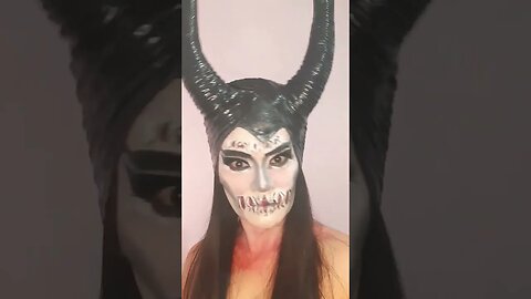 #shortsvideo #extrememakeup #makeupartist #makeup #makeuptransformation #halloween