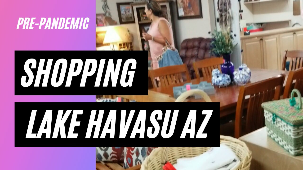 Shopping At Lake Havasu Consignment Store Pre-Pandemic