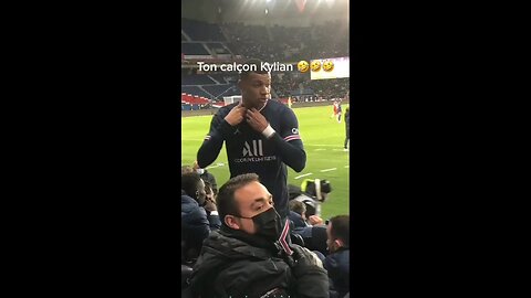 Flore de Lille Veuve Joyeuse Kylian Mbappé dev disputer vendredi après-midi match deuxième division
