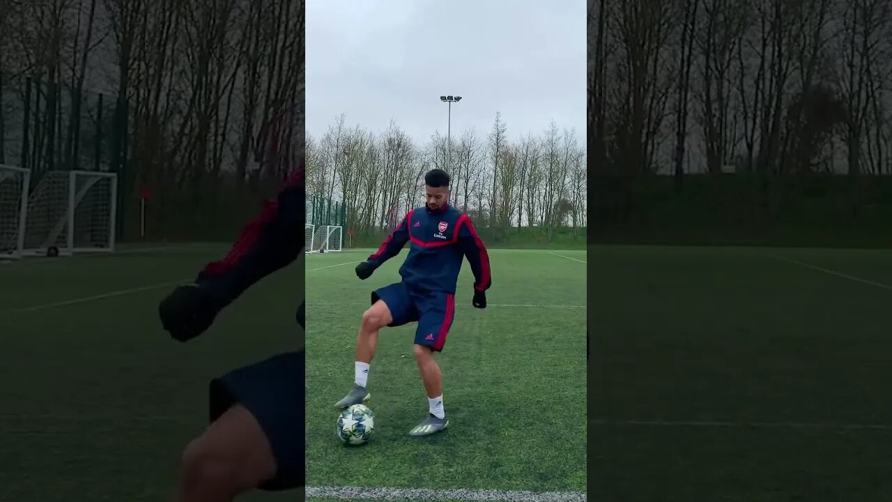 FAST FEET - AKKA ⚡️⚽️ *Football Skill Move* Jeremy Lynch #Shorts