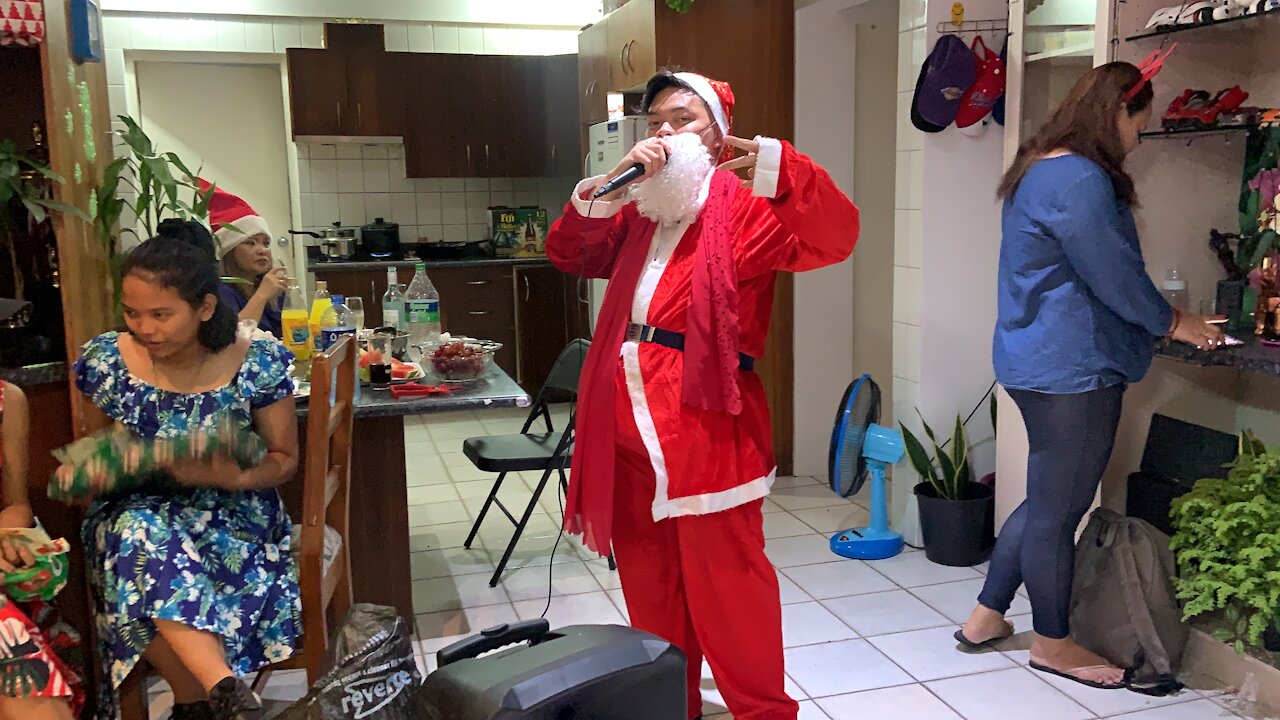 2020 Christmas Eve with Filipino Family and Friends in Fiji