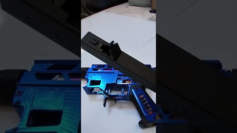😵 This is SCARY 😵 GEL BLASTER TOY