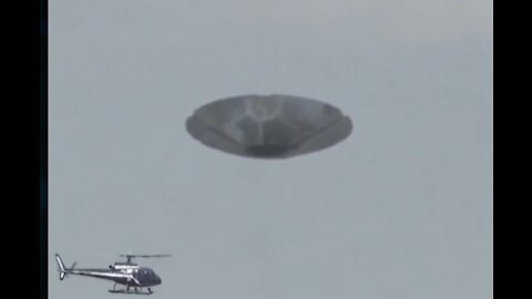 UFO's - des Ovnis - Voor wie ze 'niet' ziet vliegen....