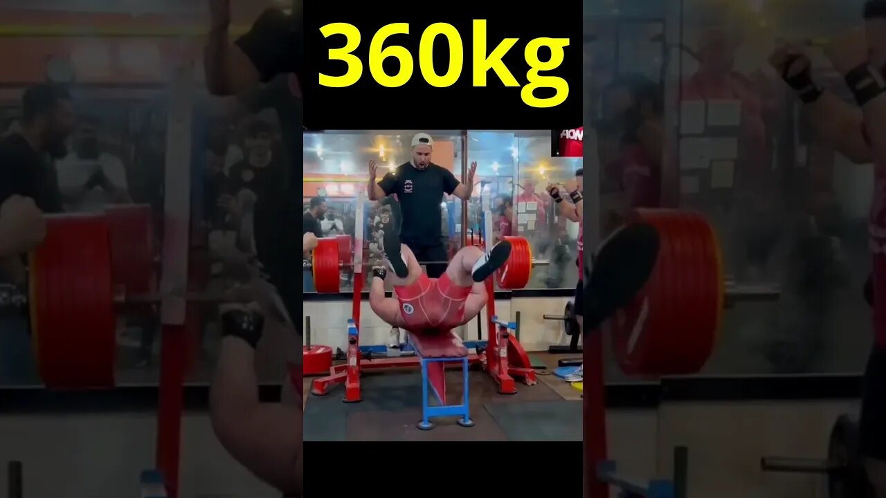 INCRÍVEL! Homem levanta 360kg no Supino! #shorts