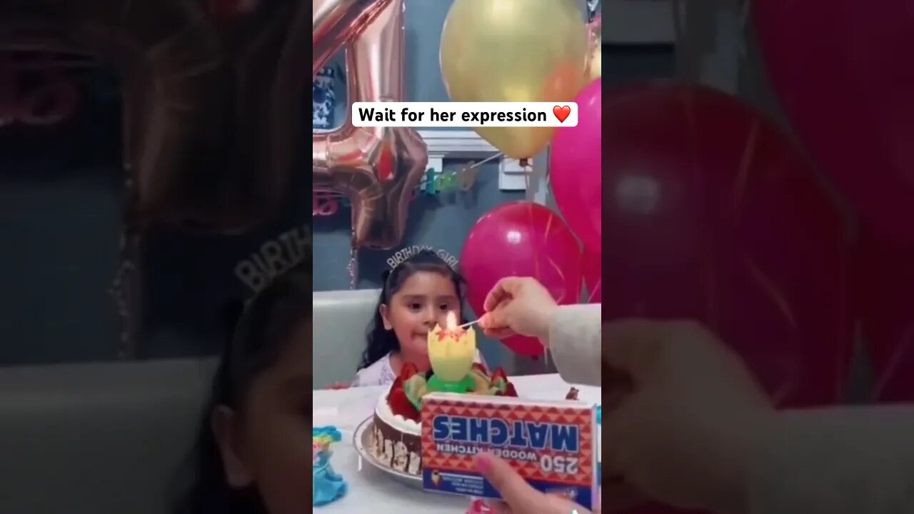 ❤️💕Wait for her expression#viral #funnyvideo #respect #funny #trending #trendingshorts #reaction