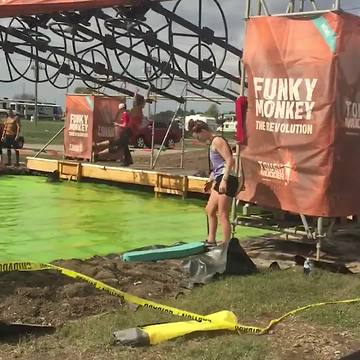 Woman Fails Ninja Warrior Type Obstacle Course