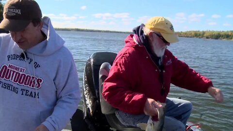 MidWest Outdoors TV #1568 - Lake Kabetogama Walleye and More.