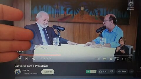 desgoverno lula não é capaz de ter áudio descente com mega estrutura que Bolsonaro com celular pqp