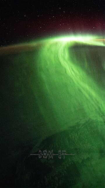 Som ET - 76 - Earth - ISS 065-E-466001-466633 - Aurora