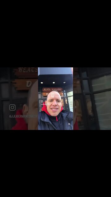 Women make dating difficult #comedy #funny #standupcomedy #comedyvideo #joke #viral #comedian