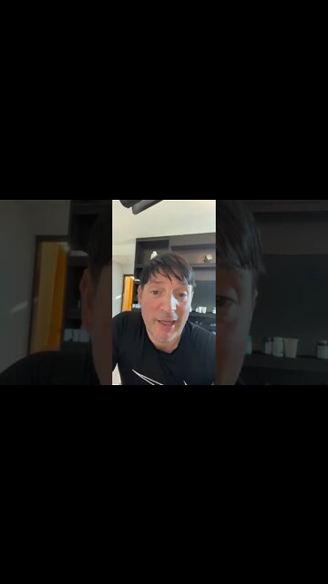 Kanye west illuminati simbolo raeliani