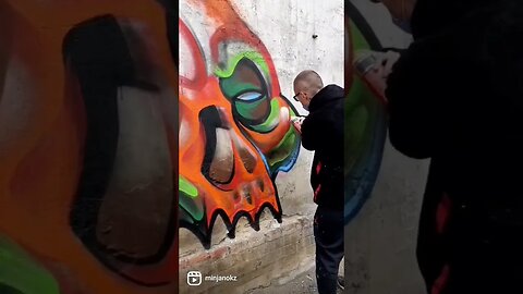 INSANE SKULL GRAFFITI PIECE 😯 #graffiti #graffitiart #shorts