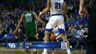 UB men and women beat Ohio