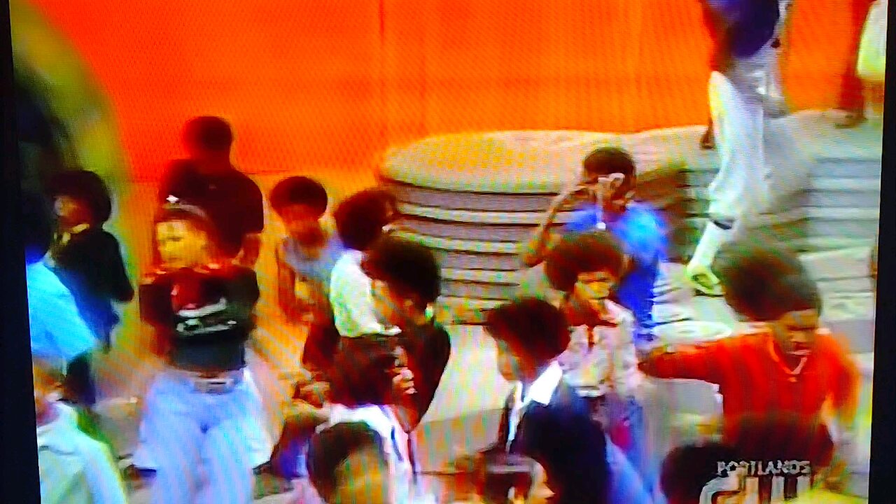 Soul Train Dancers 1974 You Got My Soul On Fire (Temptations)