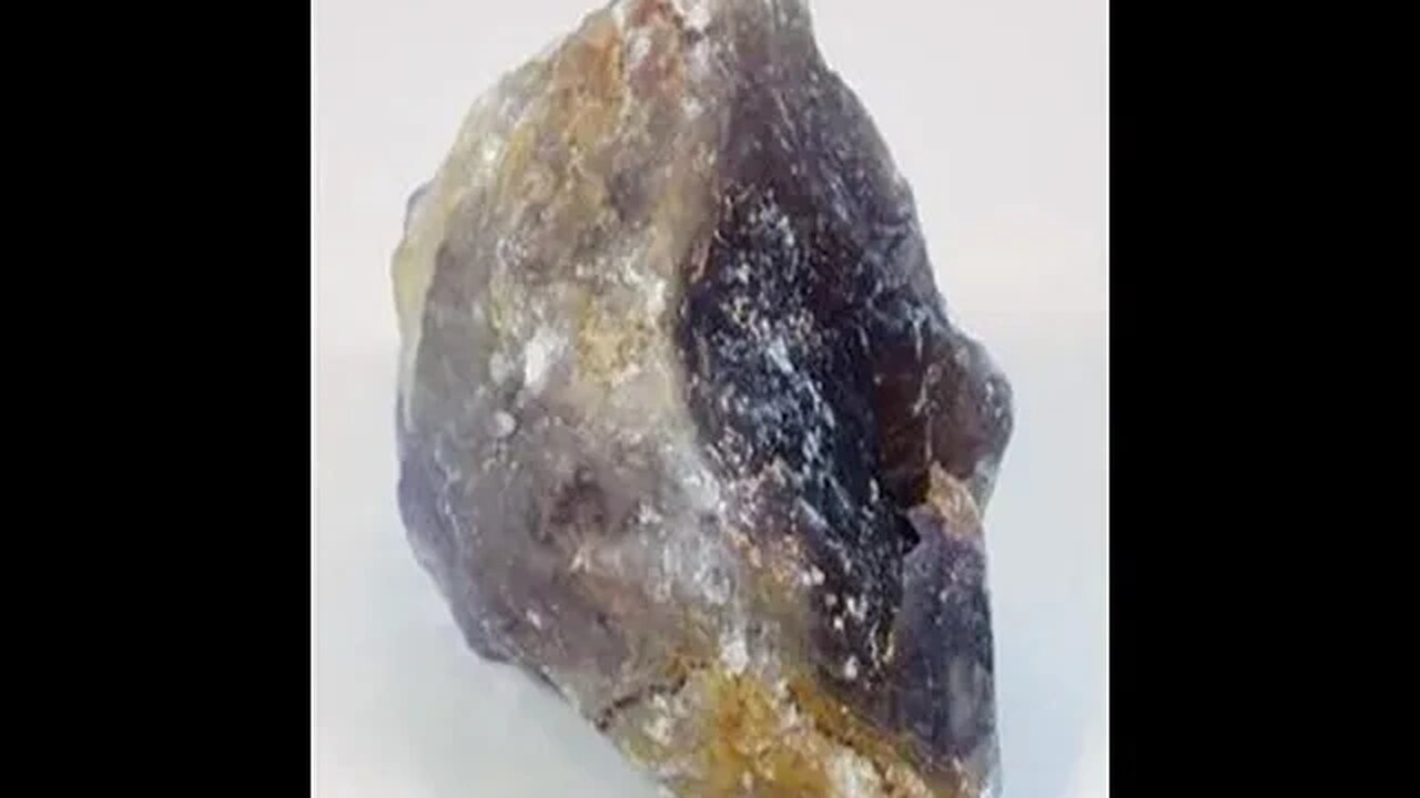 AMETRINE