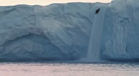 Kayaker’s breathtaking 20m drop down ice waterfall in Norway