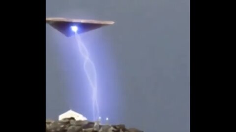 TR3-B. Fake? CGI? Don’t know, but impressive.