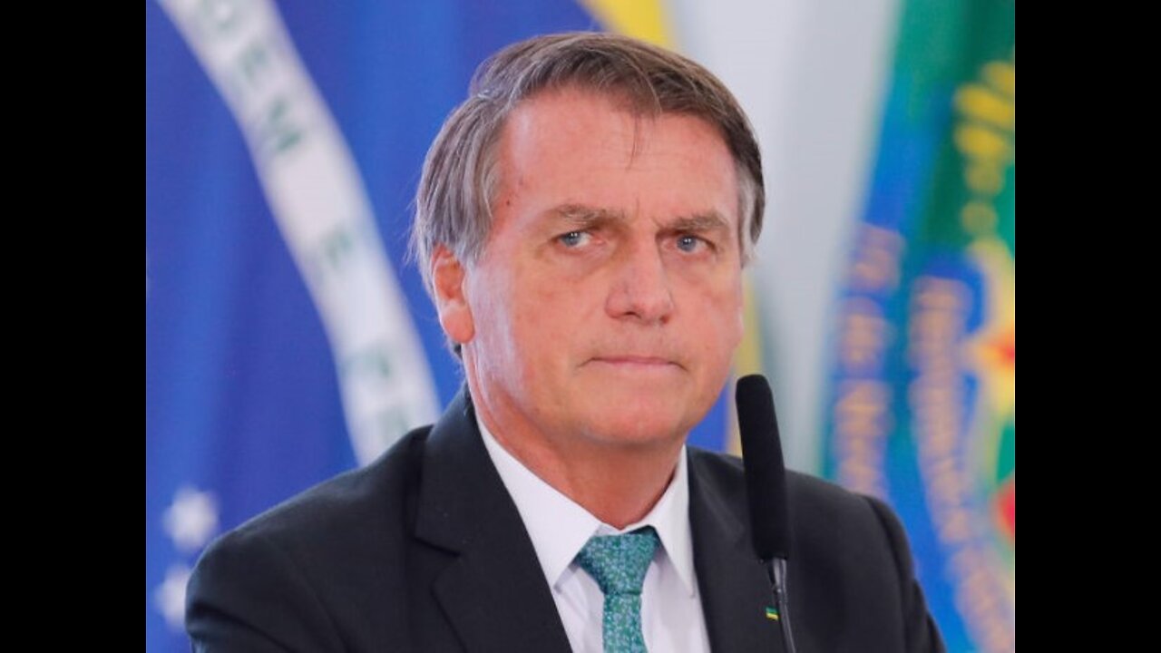 O Bolsonaro mente mais uma vez e diz que o Canadá e o Chile são quase ditaduras