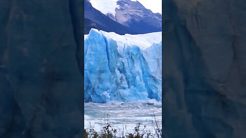 Glacier collapse #shorts #nature