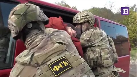 WATCH || Russian FSB arrest a Ukrainian Saboteur with anti aircraft Igla. Oct 12