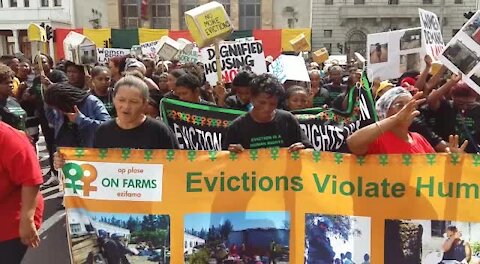 SOUTH AFRICA - Cape Town - Farm workers marching to Parliament (owd)