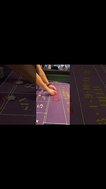 This is for our craps dealers out there. How to press one unit on 6 and 8. #casinodealer #craps