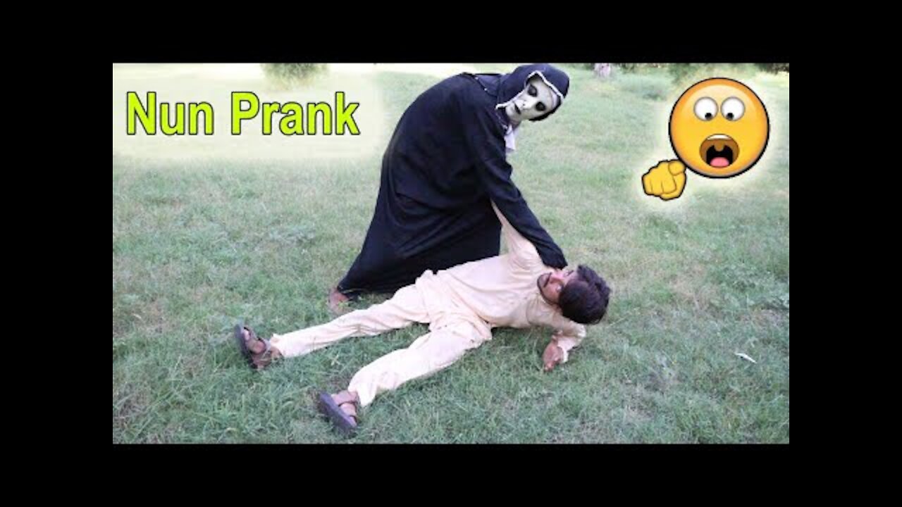 Fake Gun Prank In Public Unique Style