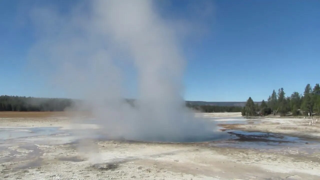 Celestine Pool in Yellowstone