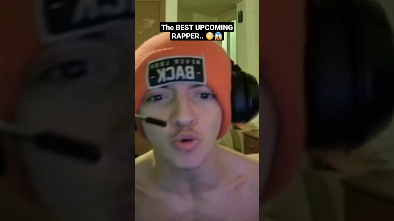 He claims that HE'S The BEST RAPPER.. 😳😤 #shorts