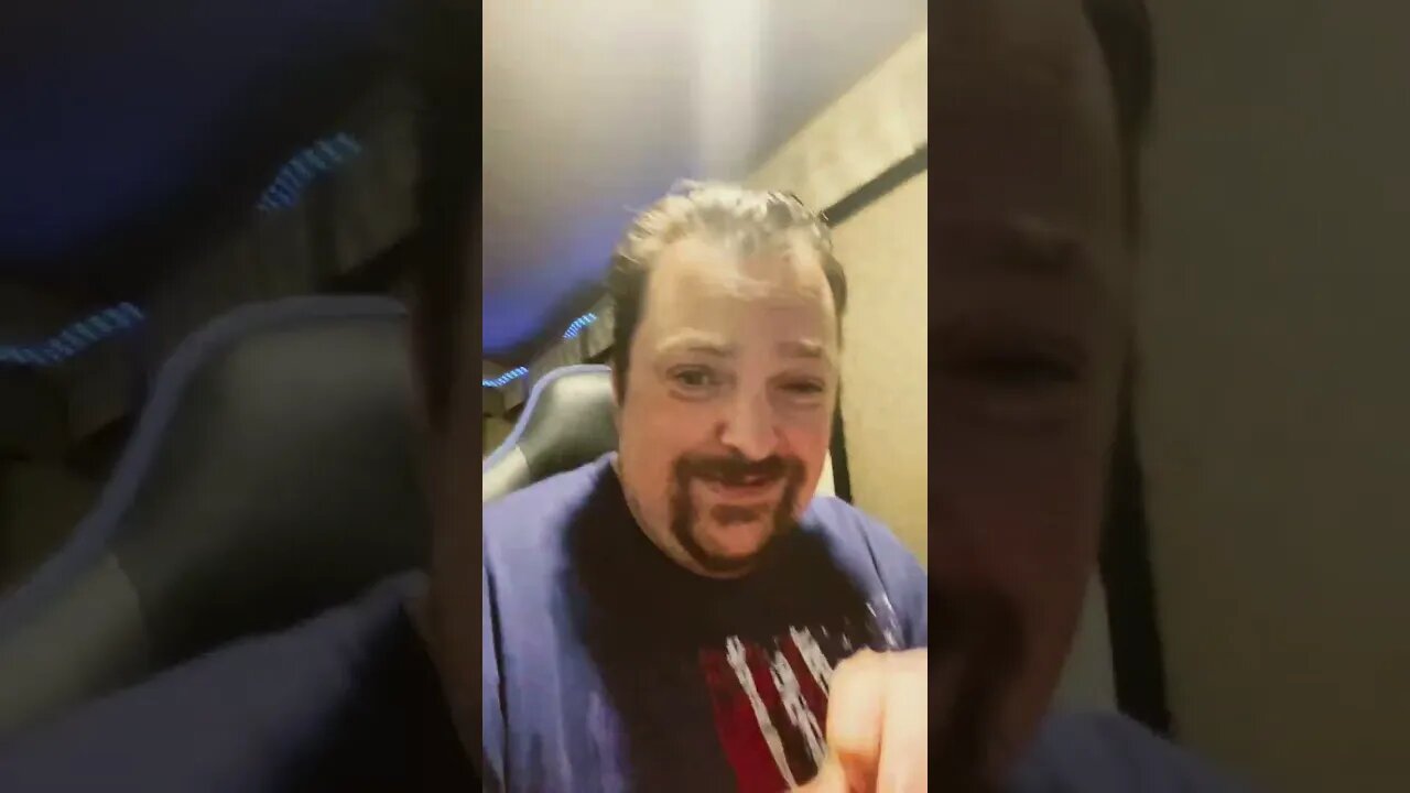 Guy Slam Dunks on Adin Ross Stream 🏀🤣