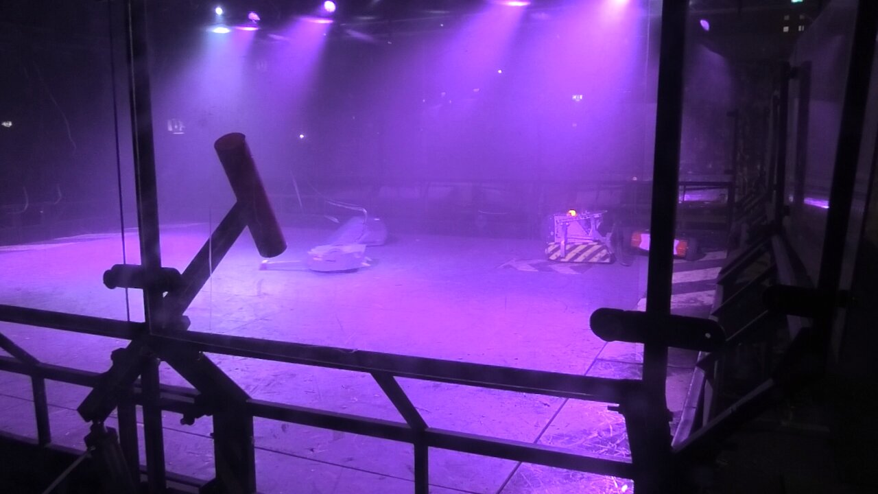 Robots Live Crawley 2021: Audacious Vs King B Vs Behemoth Vs Tectonic Vs Smell Of Napalm