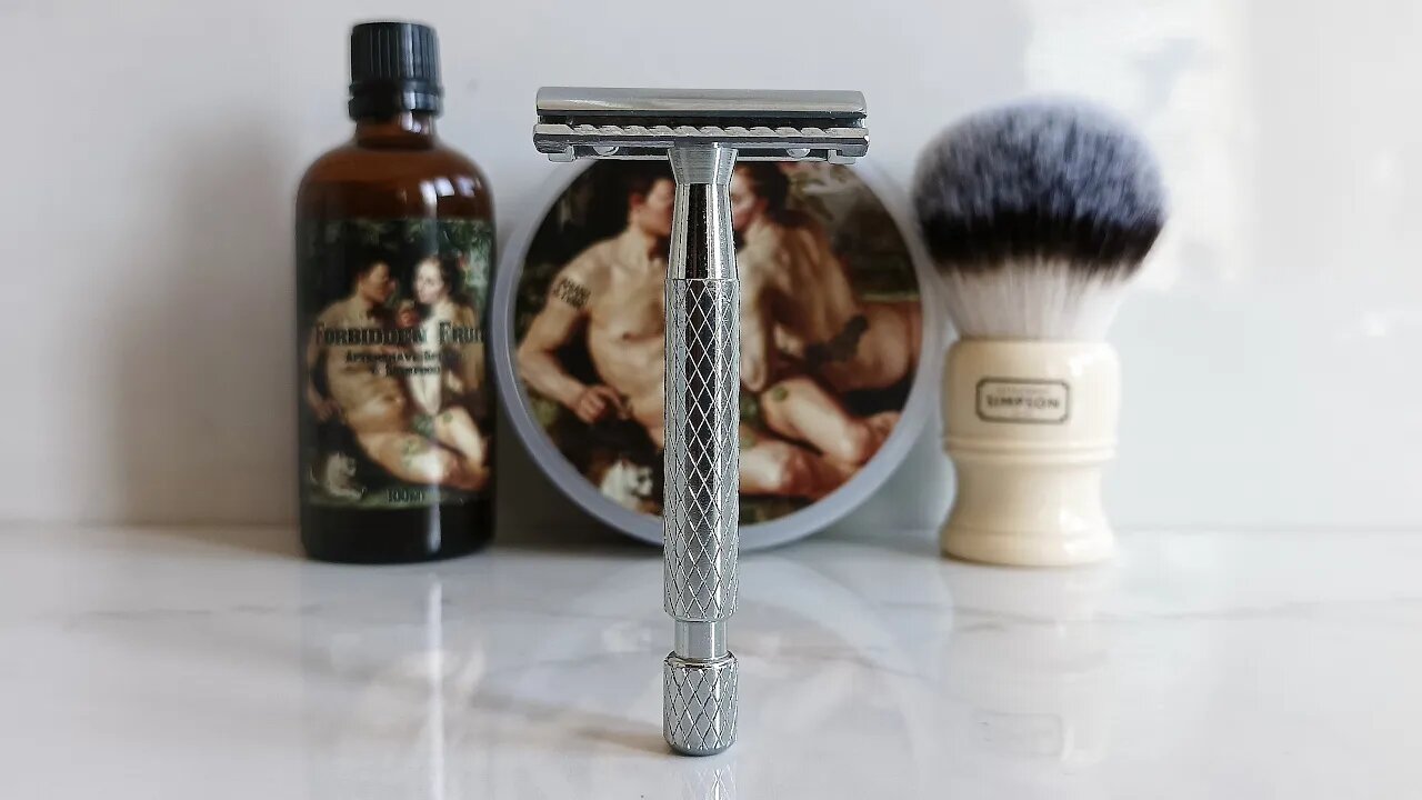 Timor 3 piece razor by Giesen & Forsthoff first impressions. Ariana & Evans Forbidden Fruit.