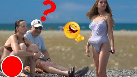 Funny_crazy_Girl_prank_on_the_beach__😲__AWESOME_REACTIONS_😲__🔥_Best_of_Just_For_Laughs