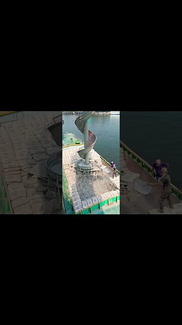 Amazing technology 😲😲 Automatic cement loading in Ship #amazing #machinery #technology #shorts