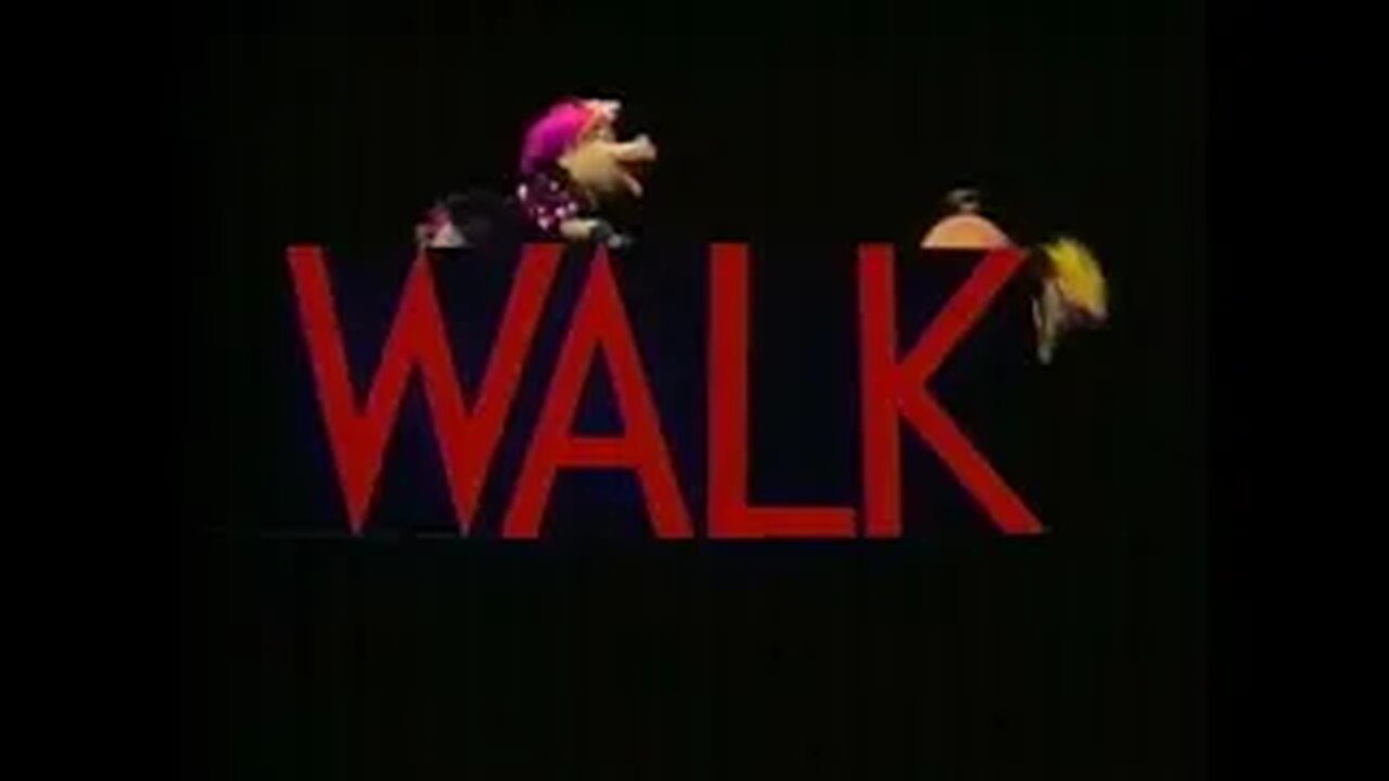 Classic Sesame Street - A New Way to Walk (Oinker Sisters)