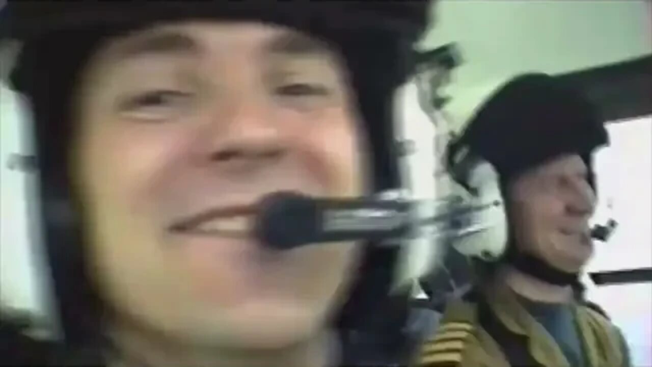 Esso Helicopter pipeline patrol Helicopter.