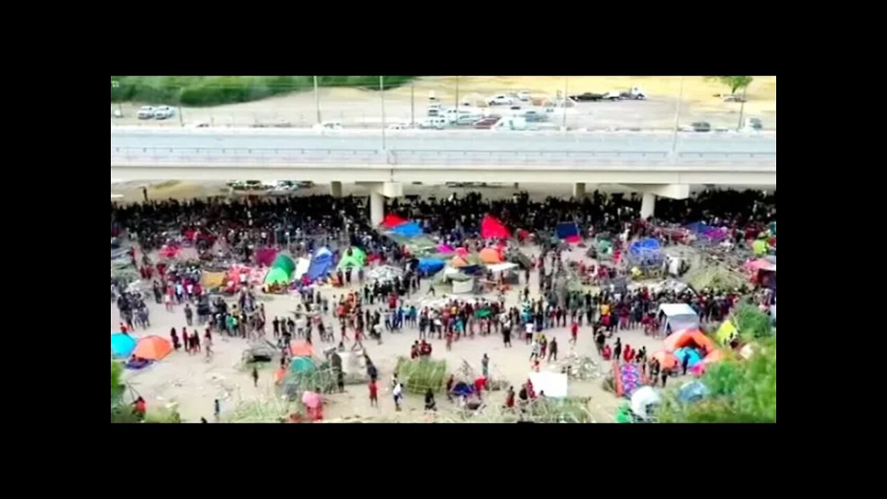 What Should Be Done About The Crisis On The Southern Border? LIVE! Call-In Show!