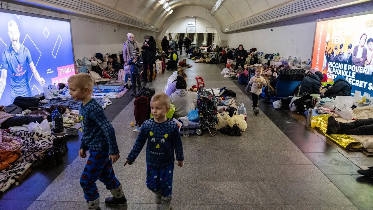 Russia Attacks kyiv Again: People in Kyiv Seek Refuge Underground