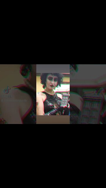 #TARDIS VS #FRANKENFURTER 🎃 #ROCKYHORRORPICTURESHOW #DOCTORWHO #COSPLAY #HALLOWEEN #SHORTS