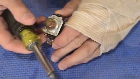 Quick & Simple Fix for a Non-Starting 2-Stroke String Trimmer!!